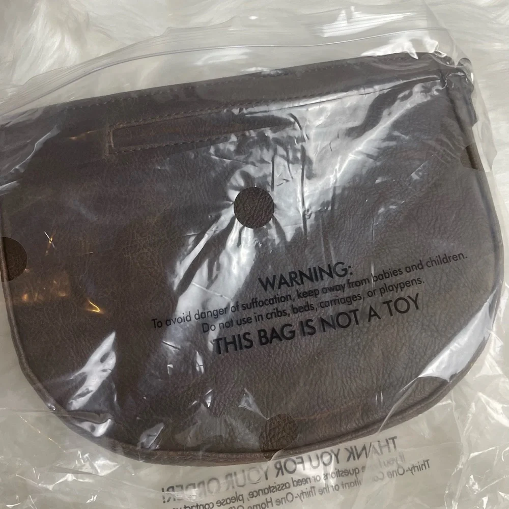 Thirty-one Chestnut Distressed Pebble Half Moon Crossbody + Card Wallet NWT - Picture 3 of 7